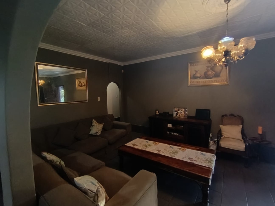 5 Bedroom Property for Sale in Mooinooi North West